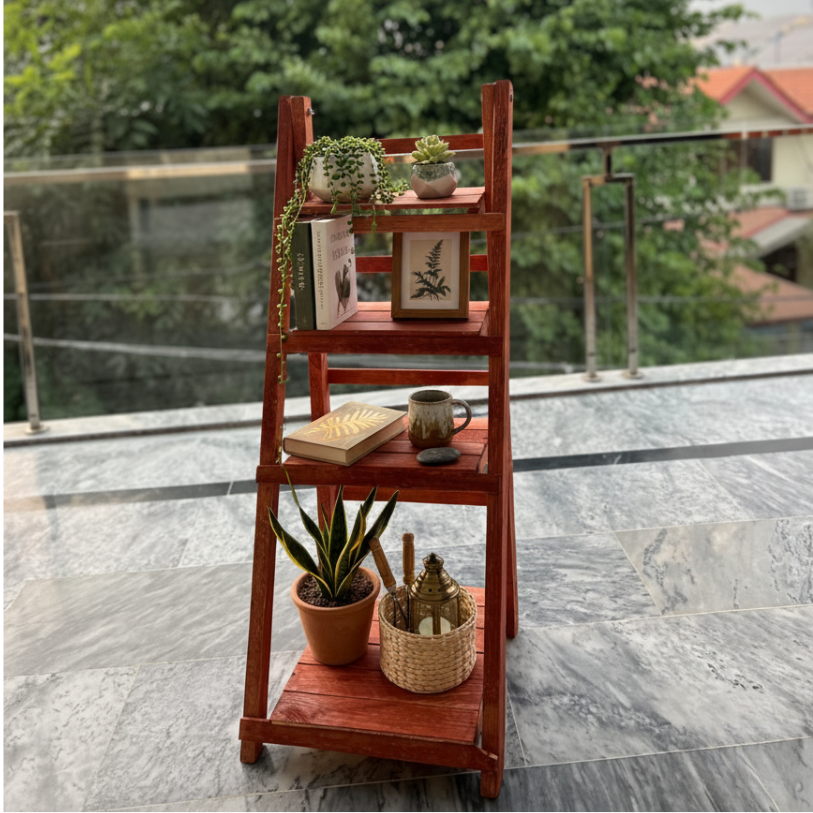 4 Tier Wood Ladder Shelf – Stylish & Space-Saving Display Rack